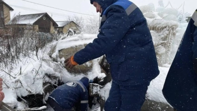 Специалисты разбираются с упавшей в Сенцово водонапорной башней