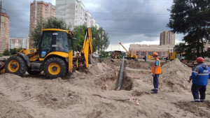 Проложен газопровод под дорогой на улице 50 лет НЛМК в областном центре