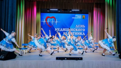 В Липецком округе поздравили врачей в преддверии Дня медицинского работника