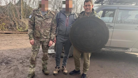 Владимир Сериков доставил гуманитарный груз бойцам липецкого артдивизиона 