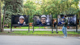 НЛМК открыл сразу две фотовыставки в городских парках ко Дню металлурга 