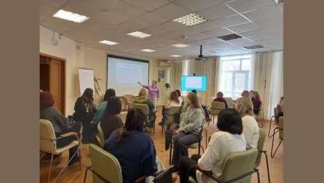 Молодых психологов обучают помогать детям на всех этапах взросления в Липецке