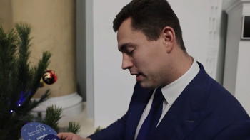 Владимир Сериков принял участие в акции «Ёлка желаний»