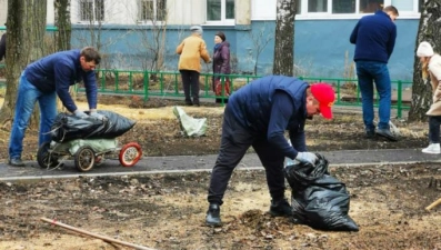 В Липецке прошел патриотический субботник