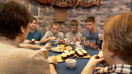 Более тысячи матерей, воспитывающих пять и более детей, в Липецкой области получат повышенную пенсию