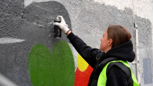 Более 1 тыс. объявлений с опасной рекламой закрасили липецкие волонтеры