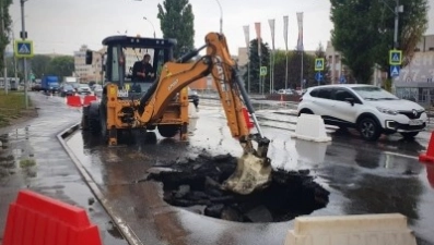 В районе остановки «Дворец правосудия» временно затруднено движение транспорта