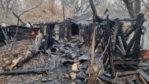 Пожар полностью уничтожил жилой дом в Липецке