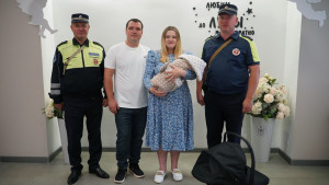 Липецкие автоинспекторы оперативно доставили роженицу в больницу