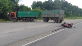 В Данковском районе мотоцикл столкнулся КамАЗом