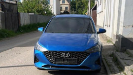  В Липецке задержали автохама, ехавшего по тротуару без номеров