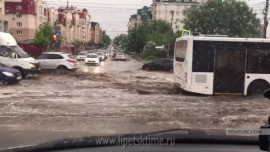 Сильный циклон, накрывший Липецк, затопил улицы города