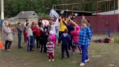 Для липецких ребятишек депутат организовал спортивный праздник (видео)