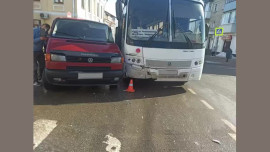 Пожилую пассажирку госпитализировали после ДТП с автобусом в Липецкой области
