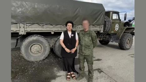 Липецкие добровольцы отправили фуру с питьевой водой бойцам на передовую