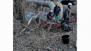 Движение транспорта в районе Сырского затруднено из-за порыва трубопровода