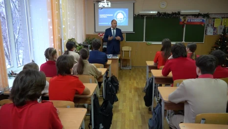 Избирательная комиссия Липецкой области проводит открытые уроки по избирательному праву