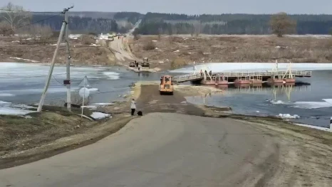 В Липецкой области из-за паводка в Задонском округе перекрыли дорогу на Долгоруково