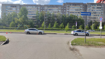 В Липецке на Стаханова иномарка сбила пешехода