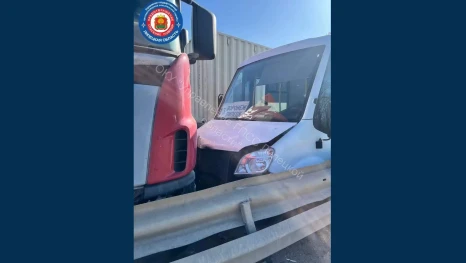 Автобус столкнулся с грузовиком на трассе под Липецком 29 марта