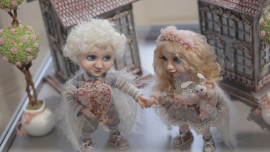 Мастера представили более сотни уникальных кукол на выставке в Липецке