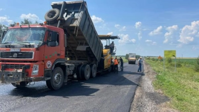 В Липецкой области ремонтируют дорогу Малые Выселки – Успенское