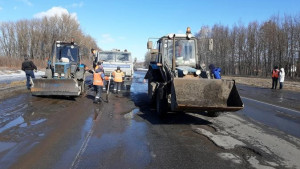 Аварийный ремонт дорог ведётся во всех районах Липецкой области