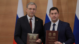 Липецкая область будет сотрудничать с заксобраниями Омской области и Севастополя 