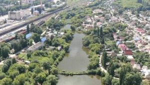 Мост через Привокзальные пруды в Липецке отремонтируют (видео)