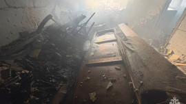 10 человек спасли из горящей многоэтажки в Ельце