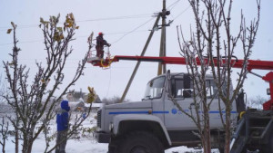 40 бригад энергетиков проводят восстановительные работы в Липецке по отдельным заявкам