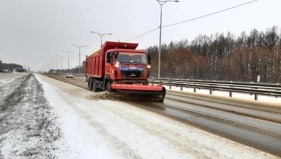 Со снегом на дорогах будет бороться новая техника