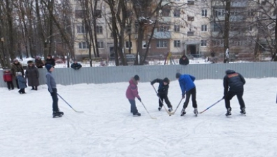 «Всем двором на коньки!» приглашают липчан