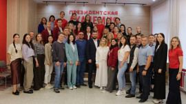 Вице-губернатор Роман Балашов встретился со студентами Липецкого филиала Президентской академии 