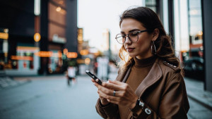 Госуслуги, ВКонтакте, Max, Rutube и другие сервисы будут работать без мобильного интернета