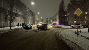 В Ельце в столкновении двух иномарок пострадал водитель