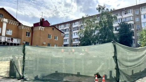 На улицах Фрунзе и Вермишева подрядчик не укладывается в сроки 