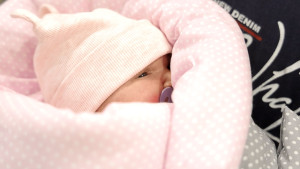 Новорождённую девочку весом 6 килограммов выписали из Липецкого перинатального центра