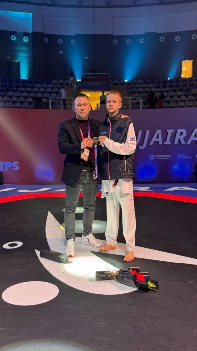 Иван Пахомов