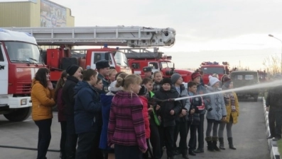 Липецкие школьники побывали в гостях у пожарных