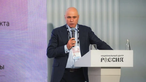 Игорь Артамонов принял участие в заседании комиссии Госсовета по направлению «Туризм»