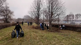 Традицию еженедельных субботников продолжают поддерживать в Липецкой области