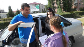 Елецкие школьники призвали водителей соблюдать ПДД