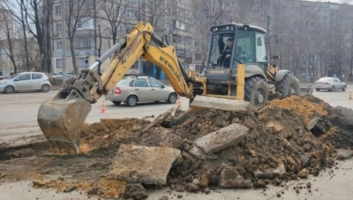 Сезон большого дорожного ремонта стартовал с улицы Меркулова