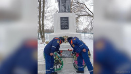 Спасатели почтили память воинов в преддверии дня освобождения Тербунского района