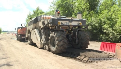 В Липецкой области строят сверхпрочную дорогу (видео)