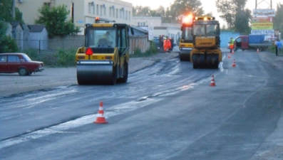 Капремонт дорог в Липецке начался с Поперечного и Универсального проездов