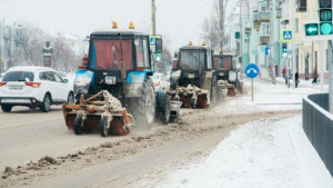 За выходные с городских улиц вывезено 330 кубометров снега