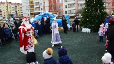 «Народные елки» зажигаются в Липецке