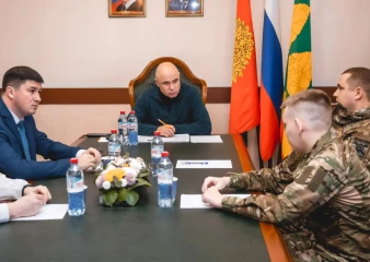 Губернатор Липецкой области Игорь Артамонов встретился с ветеранами СВО из Становлянского округа